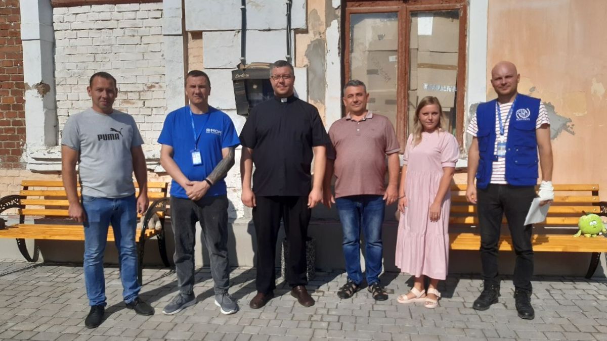 Міжнародники перевірили ремонтні роботи прихистиків ВПО у Коломиї 2