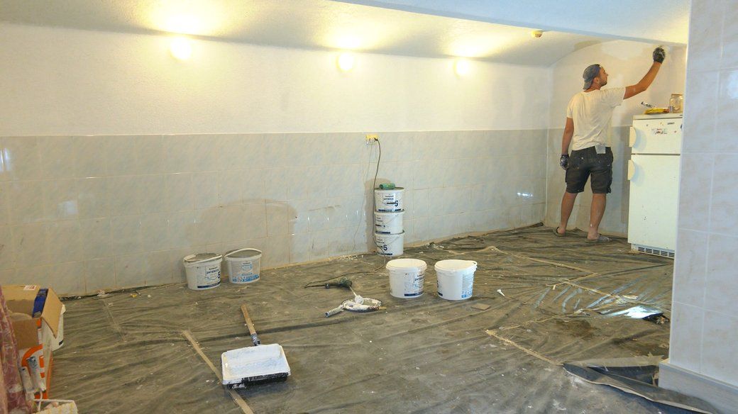 Як зараз йдуть справи в 100-річному будинку на Косівщині, де житимуть переселенці 3