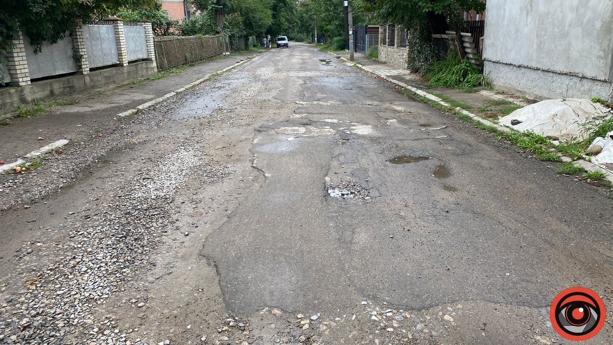 Та й по ремонту: на вулиці Кобилянської знову біда 2