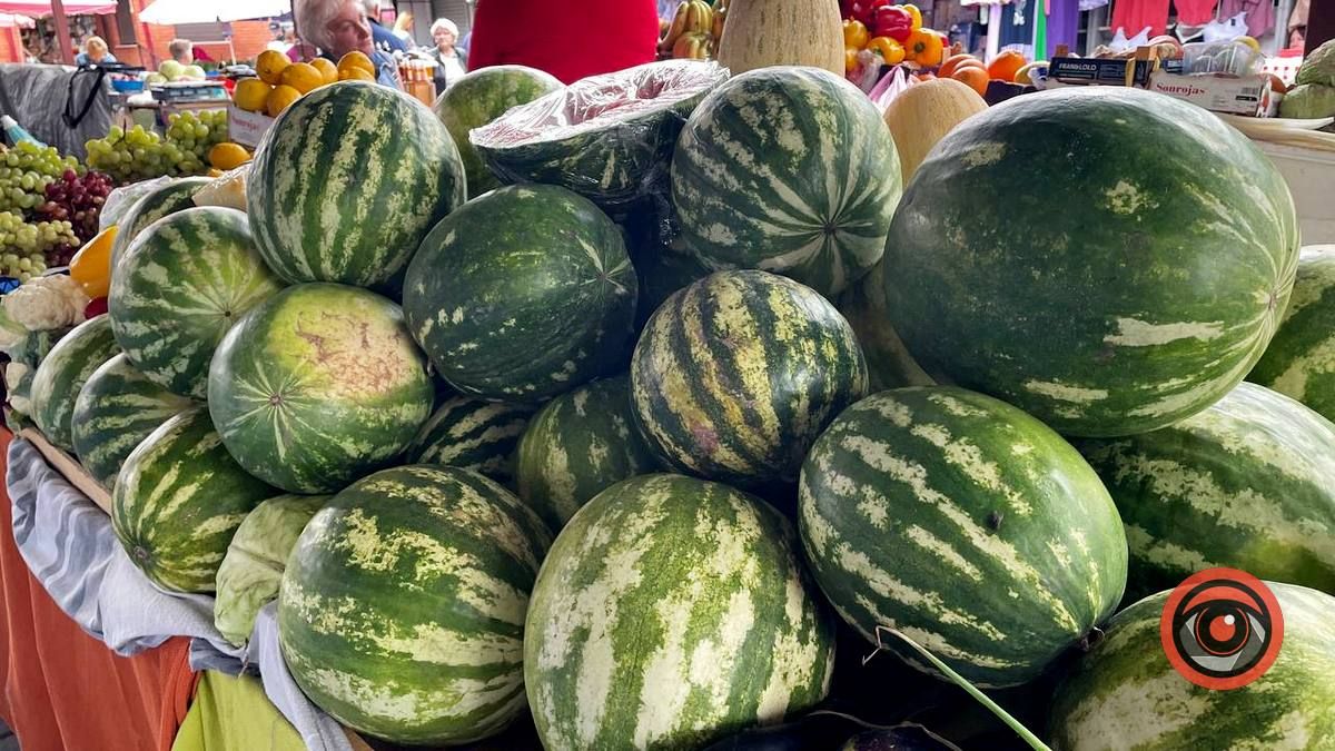 По чому у Коломиї сезонні овочі та фрукти? 6