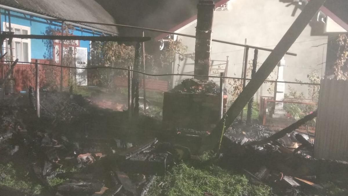 На Коломийщині вночі палав будинок