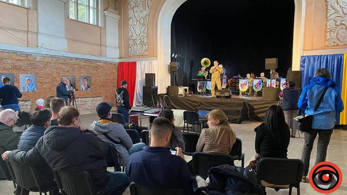 У Коломиї виступив оркестр Національної академії сухопутних військ 7