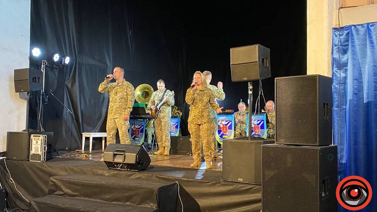 У Коломиї виступив оркестр Національної академії сухопутних військ 3