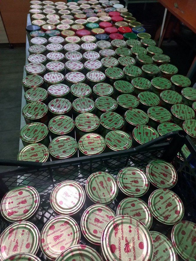 Господині-педагогині передали свою фірмову їжу для едельвейсів 2