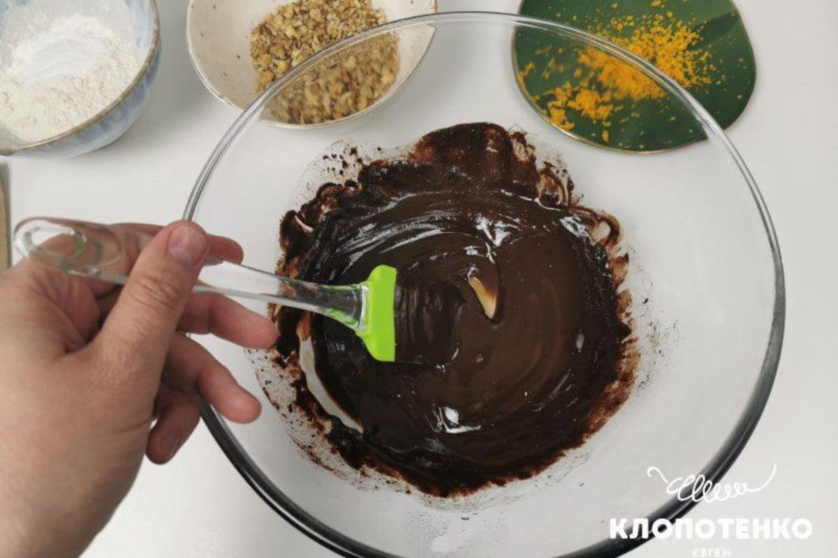 Брауні з горіхами | Рецепт для похмурої осені 2