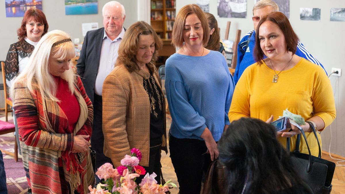 У Коломиї письменниця Іванна Стеф'юк презентувала свою книгу 5