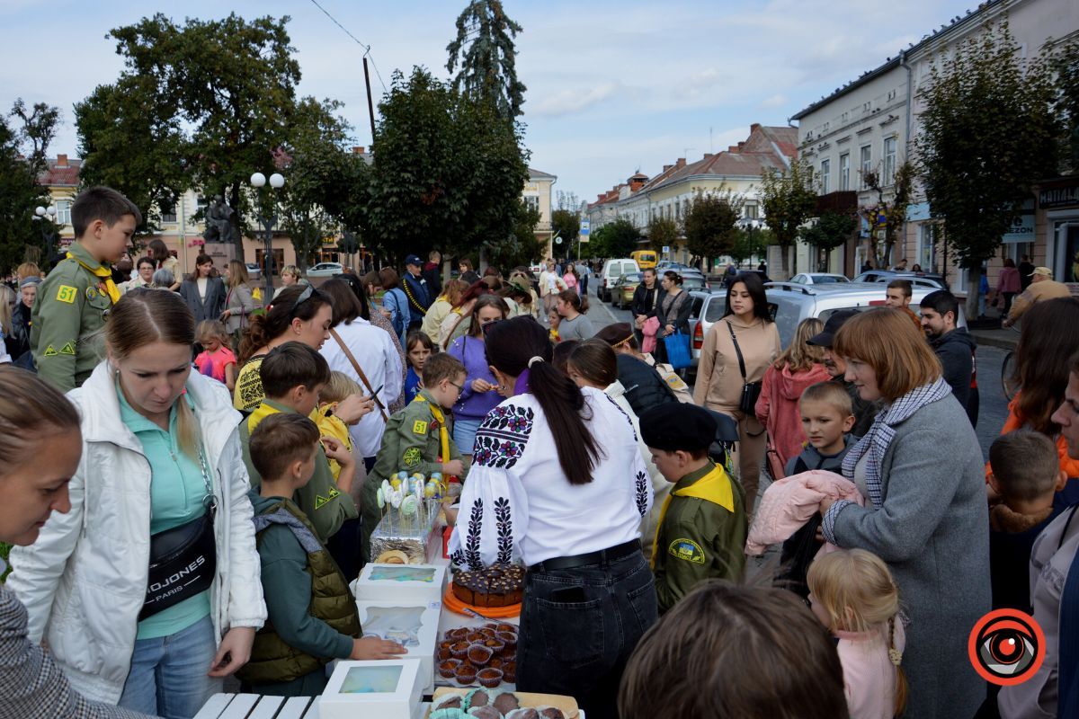 У Коломиї пластуни організували ярмарок | Фоторепортаж 14