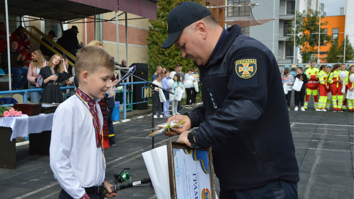 Рятувальники-добровольці з Косівського району перемогли в обласних змаганнях серед пожежників 5