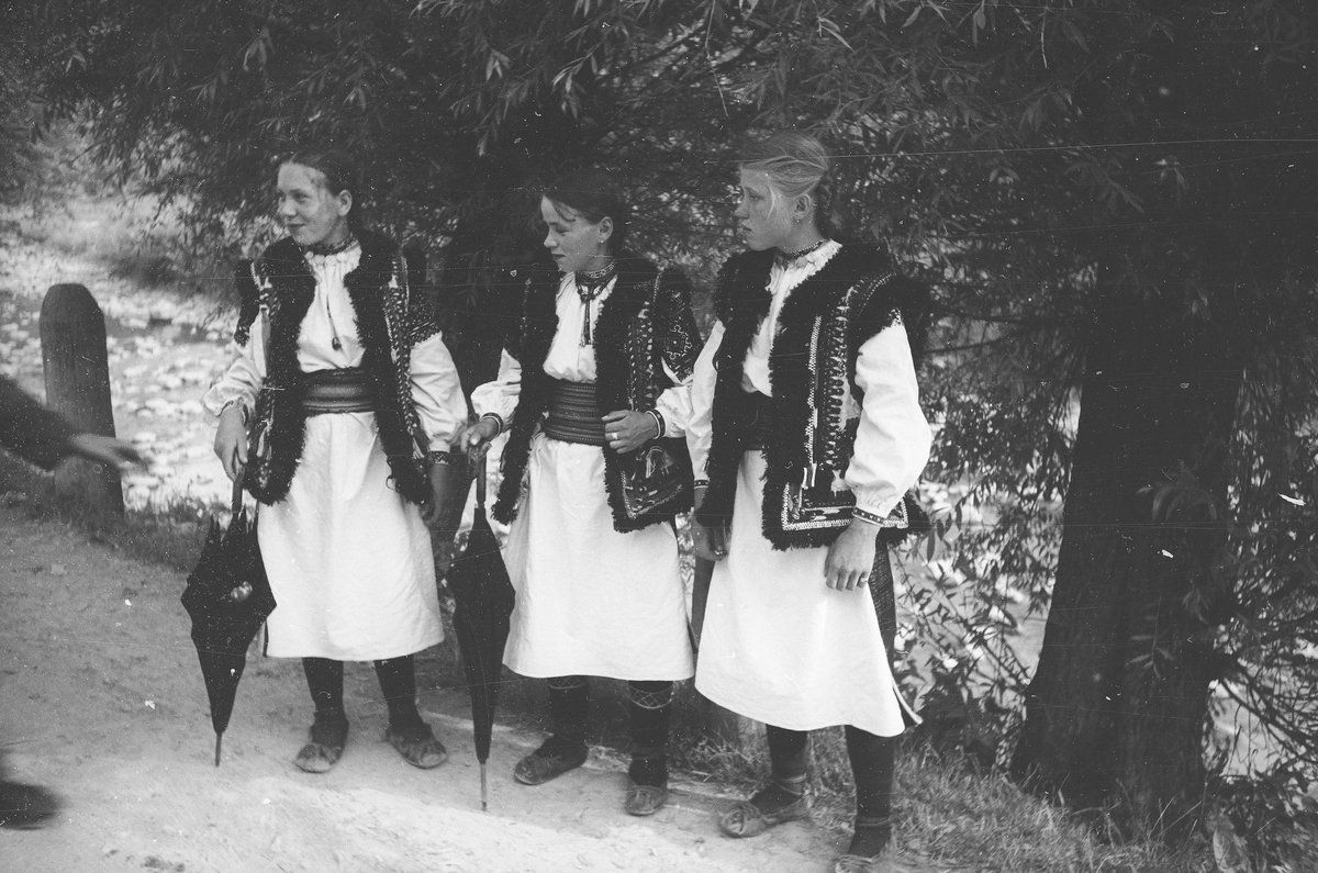 Унікальні давні світлини Прикарпаття: Косів, Городенка, Ворохта, Верховина 17