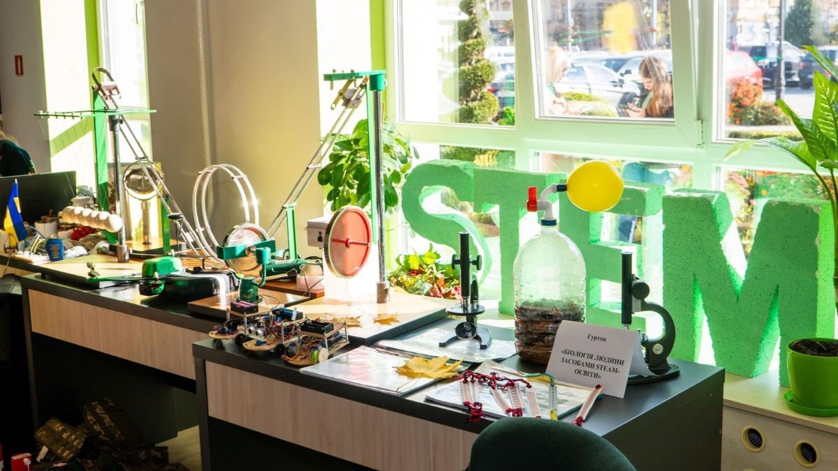 На Прикарпатті школяр розробив дрон-міношукач для військових 2