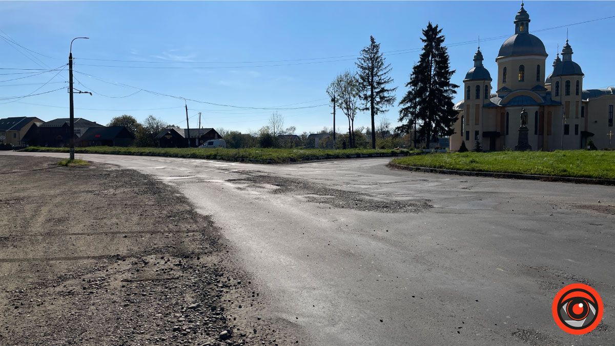 Попереду ями або як проїхати кільцеву розв'язку на Франківськ? 10