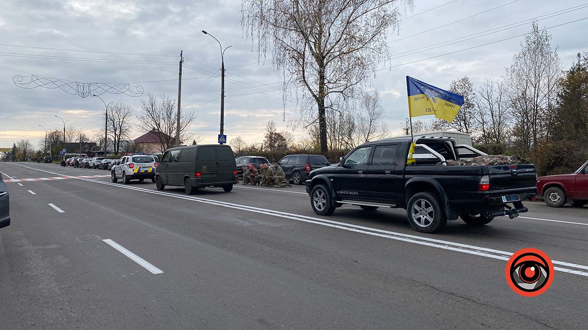 Коломияни зустріли загиблого захисника Ігоря Калина