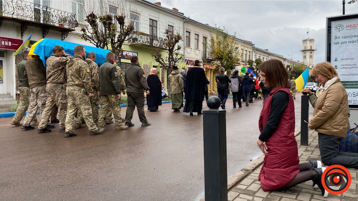 Коломия провела в останню дорогу полеглого воїна Ігоря Кубацького 11