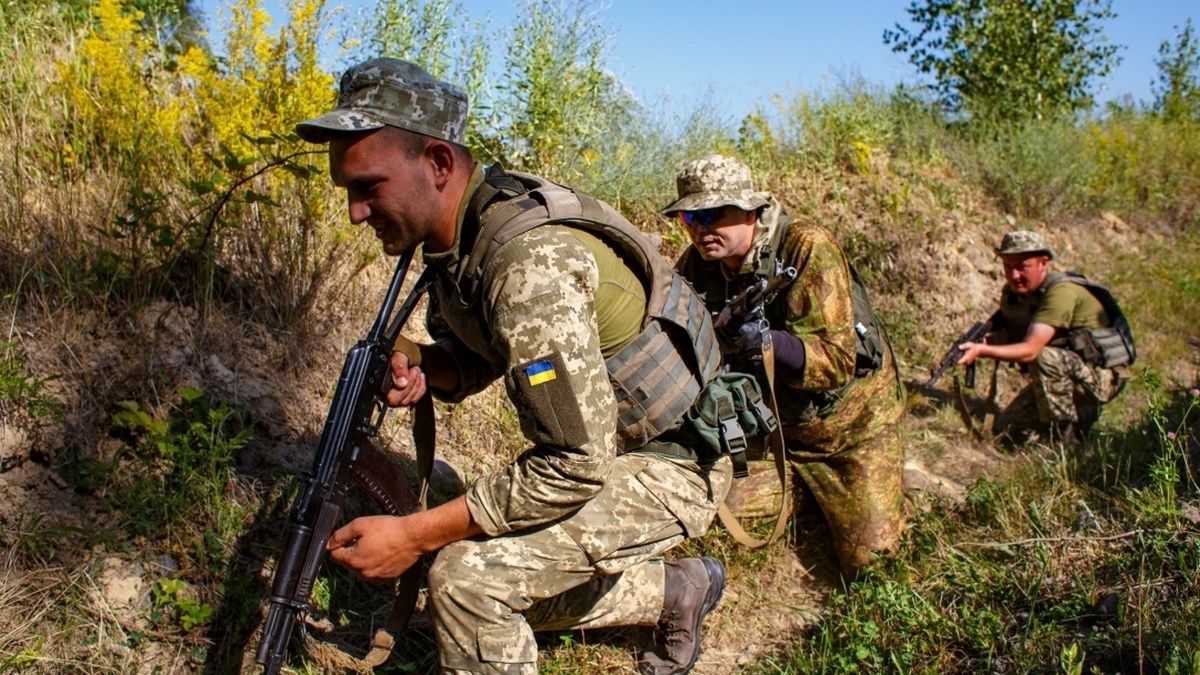 Щоб краще нищити ворога: нашим штурмовикам збирають на корисні гаджети