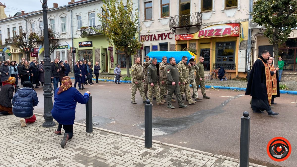 Коломия провела в останню дорогу полеглого воїна Ігоря Кубацького 14