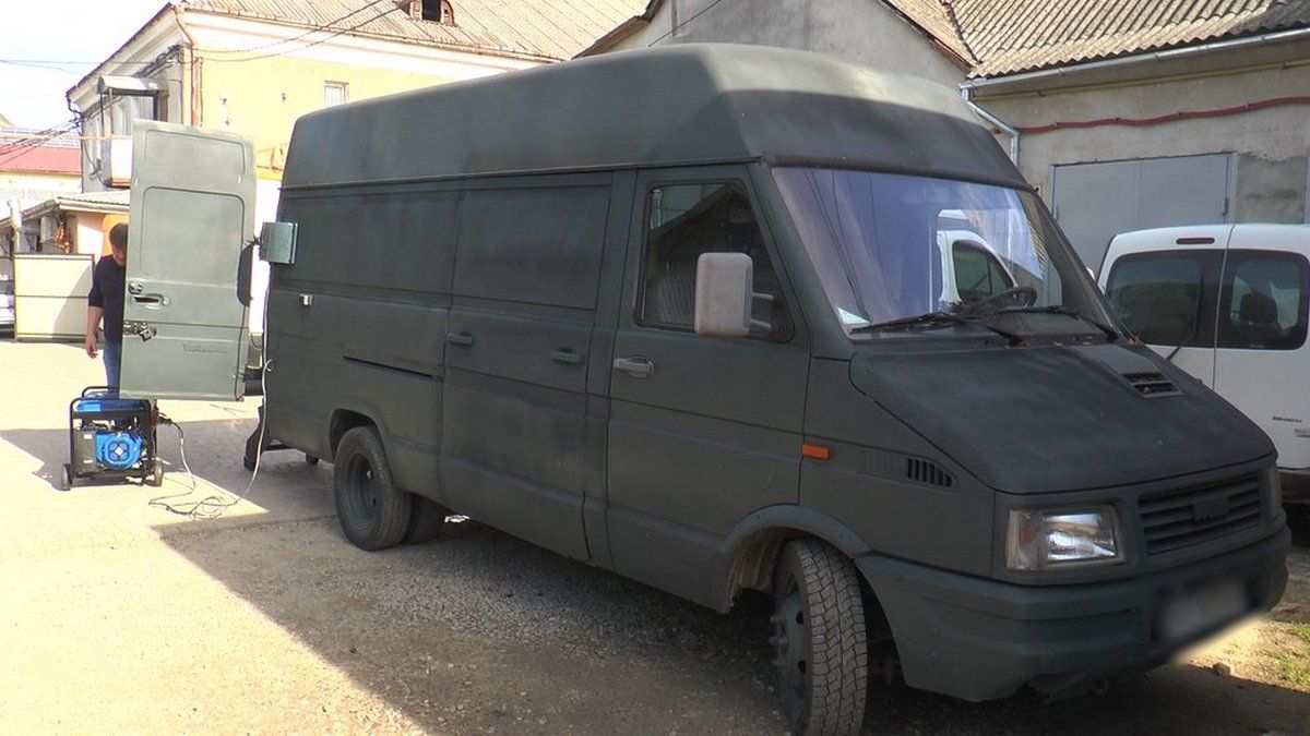 Волонтери створили лазне-пральний комплекс для військових 10 ОГШБ