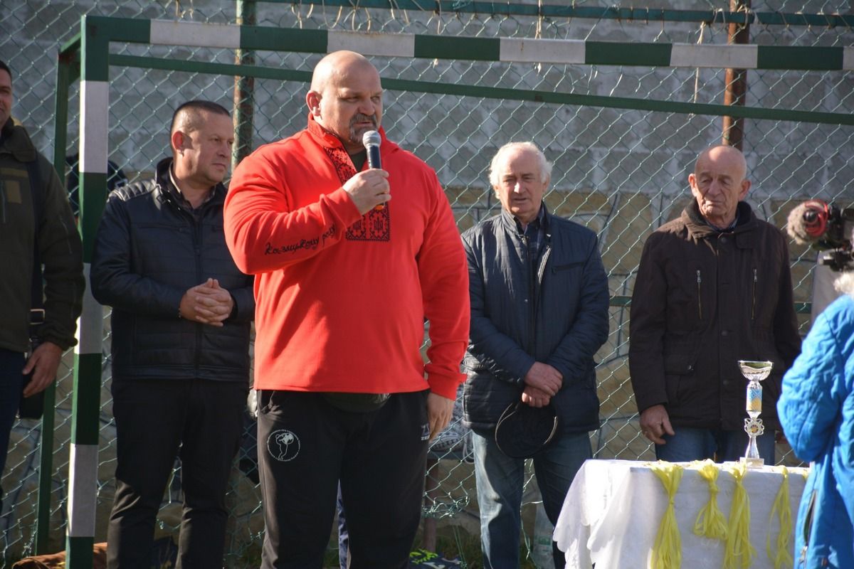 До Дня українського козацтва надвірнянці провели спартакіаду 2