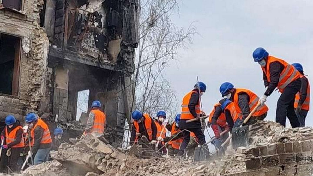 Безробітні України будуть залучені до суспільних робіт за мінімалку