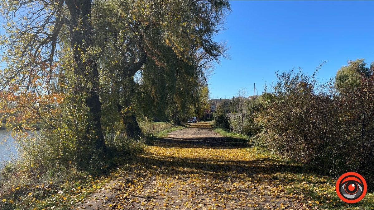 Місце для релаксу | мандруємо Коломийщиною восени 2