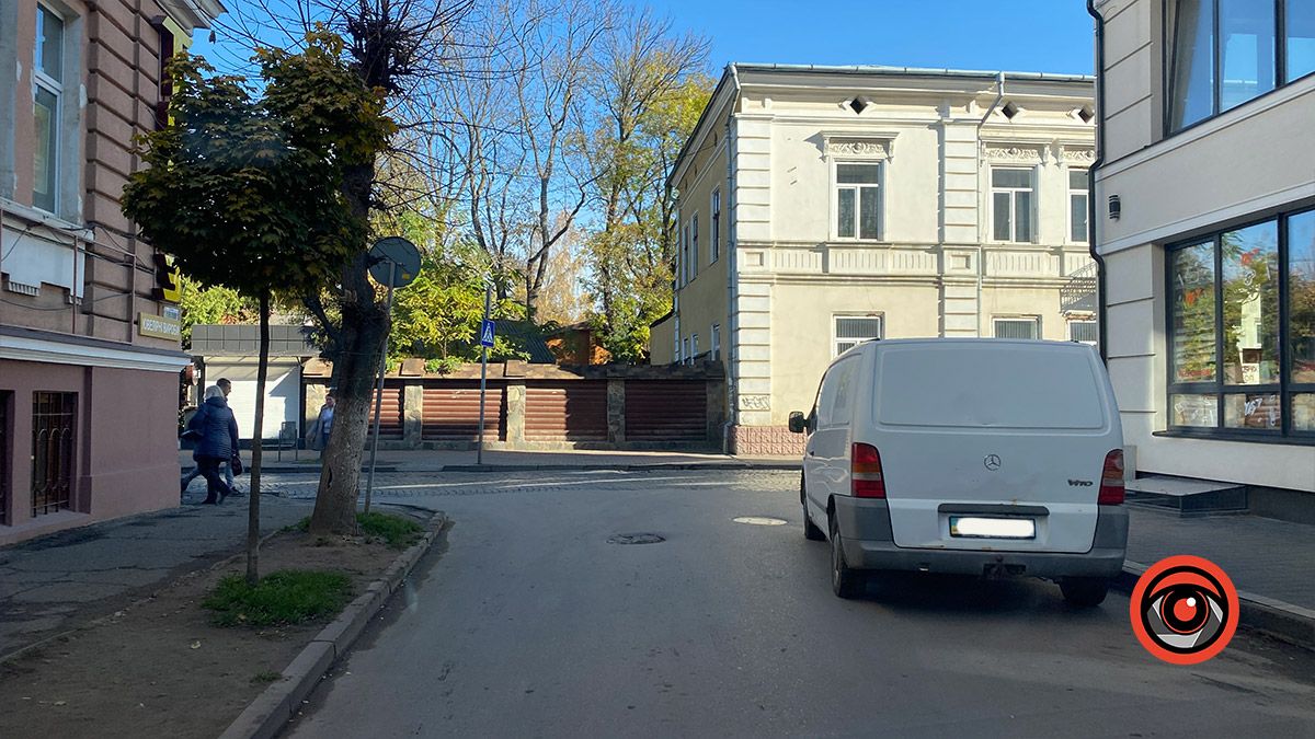 Вищий пілотаж: де в Коломиї найчастіше порушують правила паркування 7