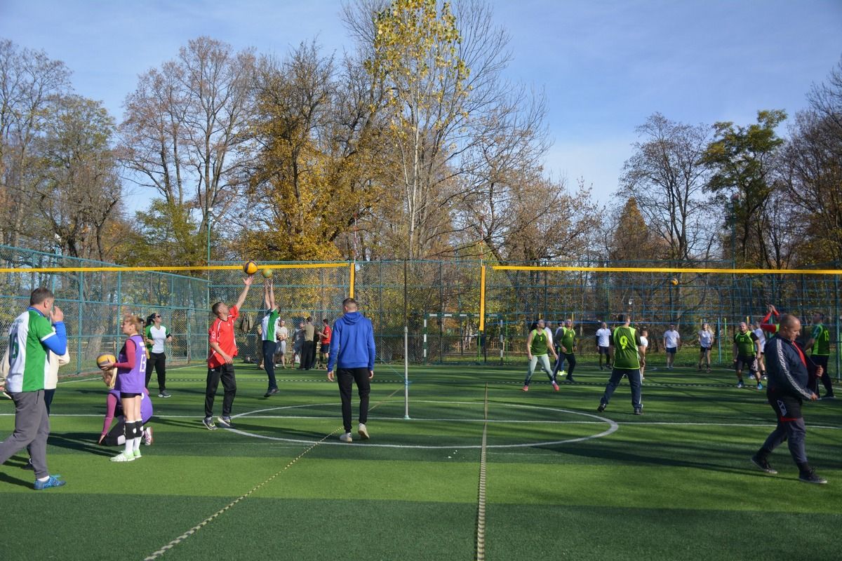 До Дня українського козацтва надвірнянці провели спартакіаду 1