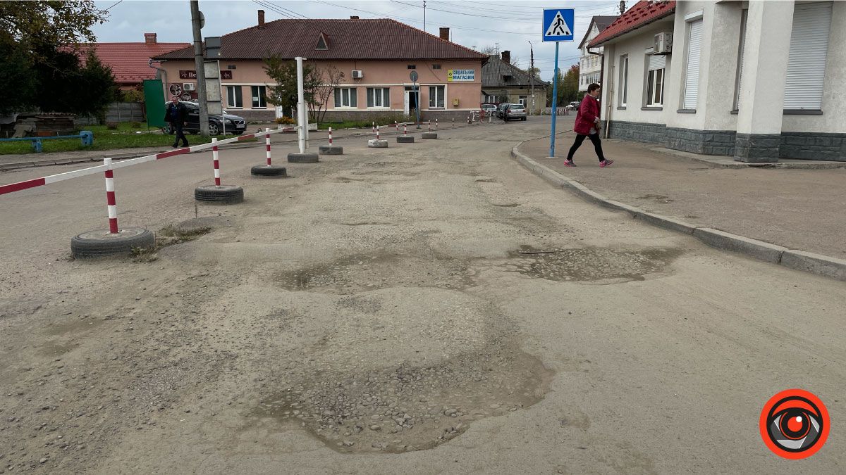 Головне колеса не погубити: жахливий заїзд на автостанцію в Коломиї 3