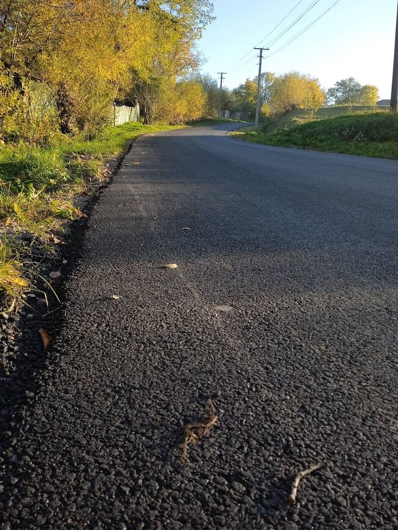 У Малому Гвіздці відремонтували центральну дорогу 5