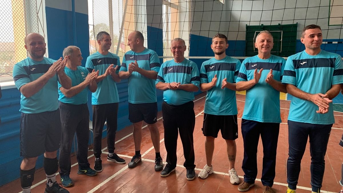 Змагання з волейболу серед вчителів пройшли на Коломийщині 6