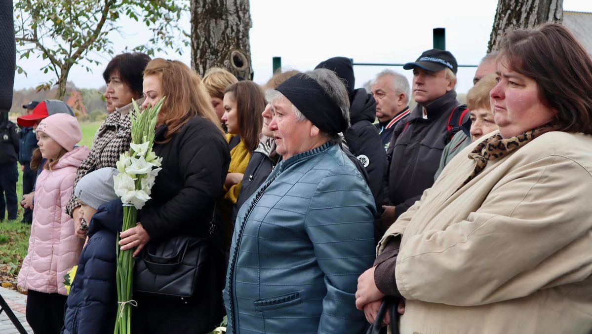 У Кубаївці відкрили пам'ятну дошку загиблому Герою Мирону Забарилу 3
