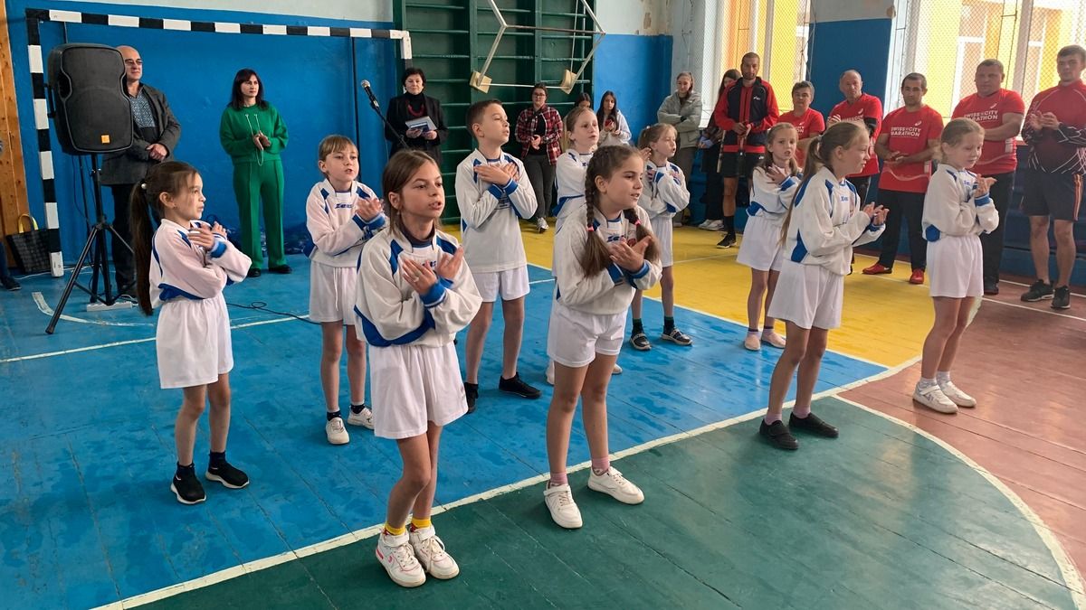 Змагання з волейболу серед вчителів пройшли на Коломийщині
