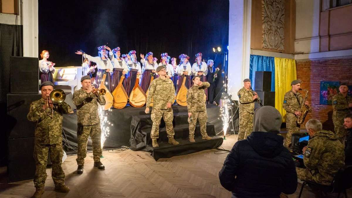 До зустрічі у грудні! | Коломийська мала філармонія закрила свій перший сезон 11