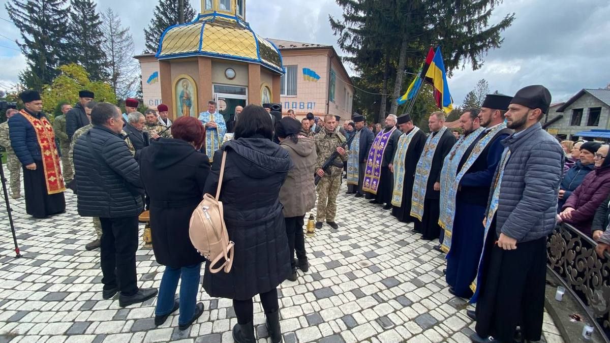 Городенківщина зустріла загиблого військового Василя Сенюка 7