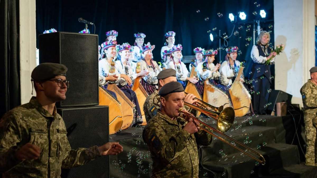 До зустрічі у грудні! | Коломийська мала філармонія закрила свій перший сезон 8