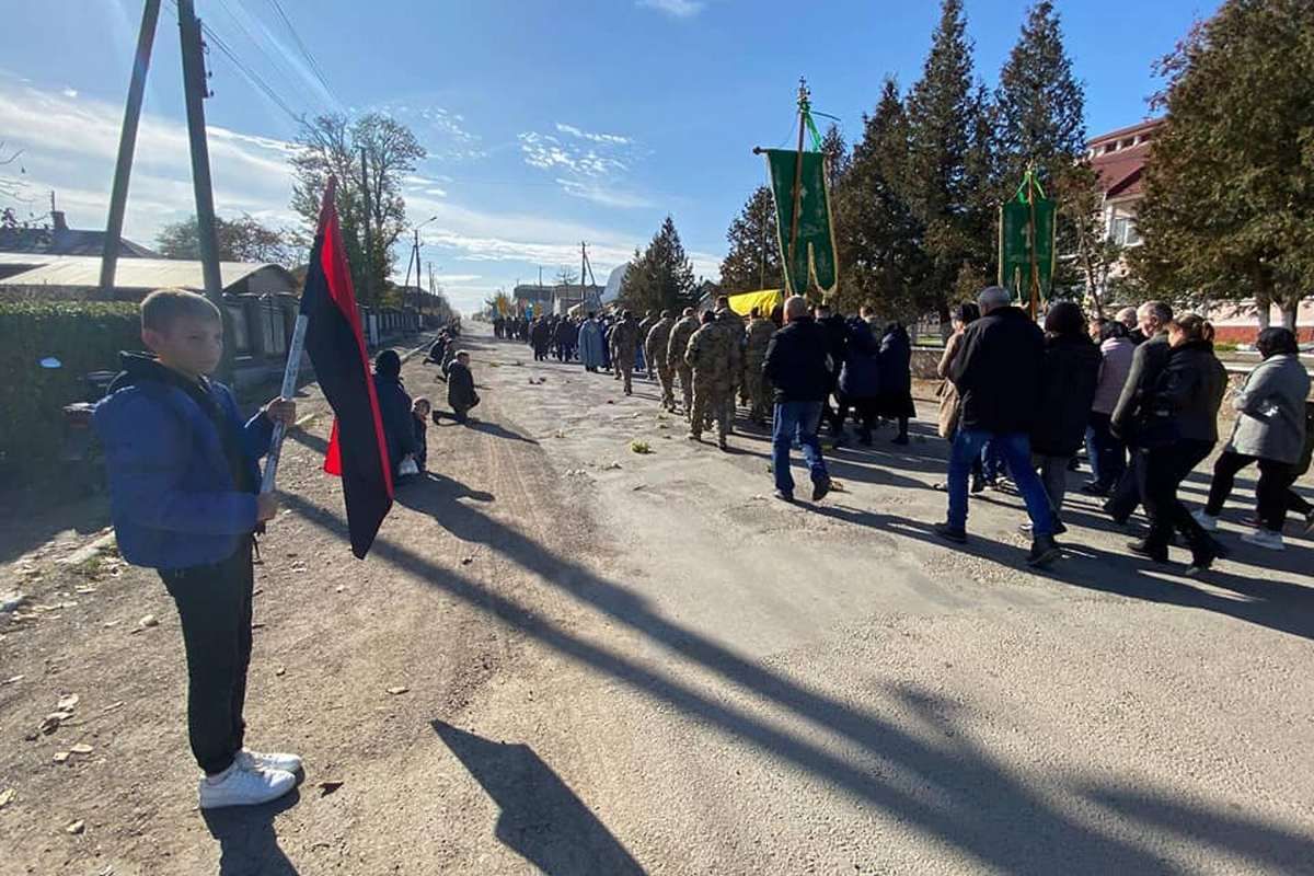 Городенківщина провела в останню путь полеглого Героя Дмитра Дяківа 27