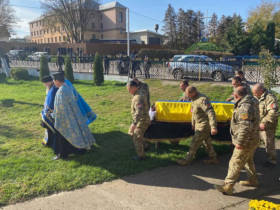 Городенківщина провела в останню путь полеглого Героя Дмитра Дяківа 24