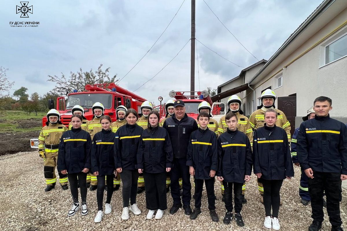 У селі Росохач відкрили підрозділ добровільної пожежної команди 3