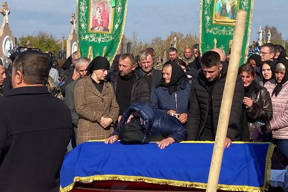 Городенківщина провела в останню путь полеглого Героя Дмитра Дяківа 31
