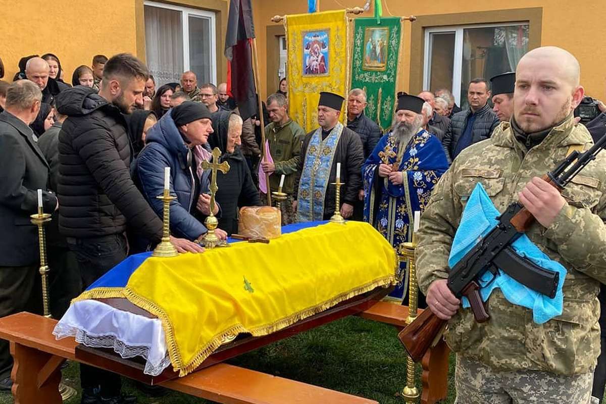 Городенківщина провела в останню путь полеглого Героя Дмитра Дяківа 6