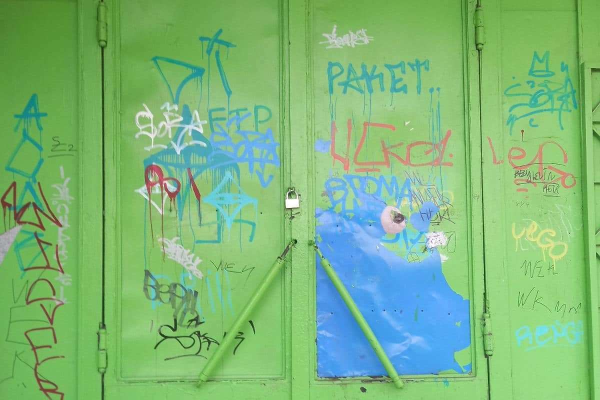 Що натворили вандали у Надвірній 2