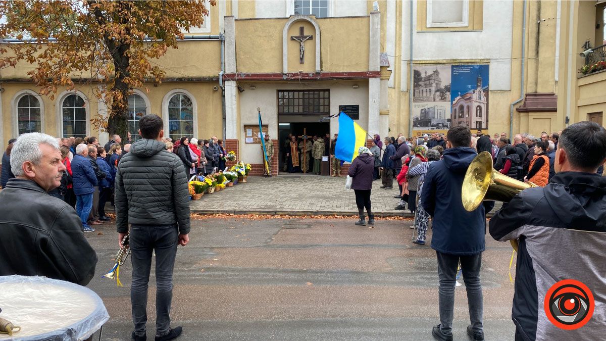 Коломия провела в останню дорогу полеглого воїна Ігоря Кубацького 2