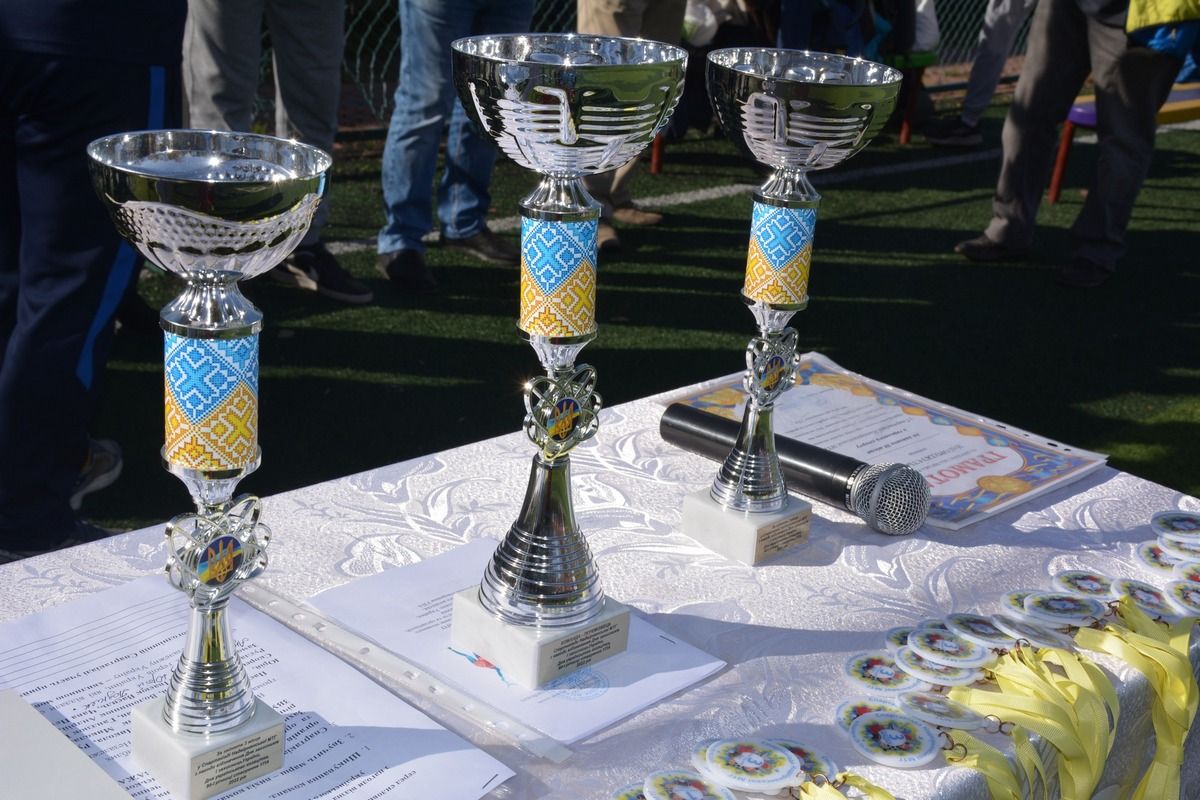 До Дня українського козацтва надвірнянці провели спартакіаду 4