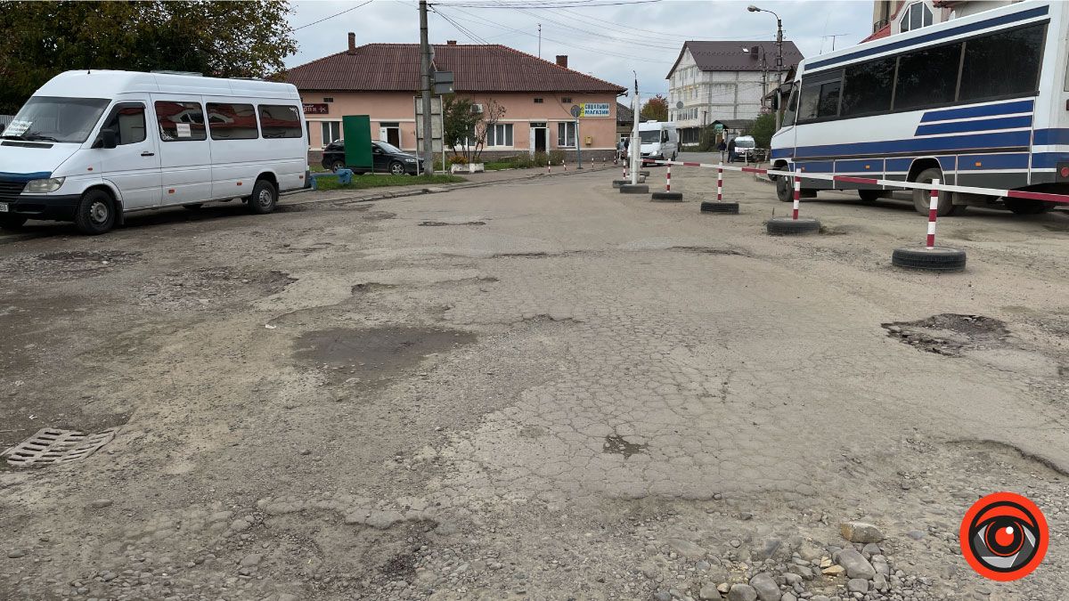 Головне колеса не погубити: жахливий заїзд на автостанцію в Коломиї 6