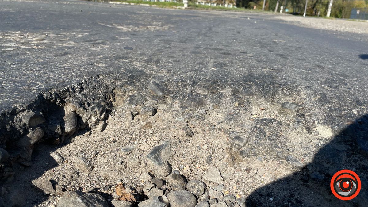 Попереду ями або як проїхати кільцеву розв'язку на Франківськ? 6