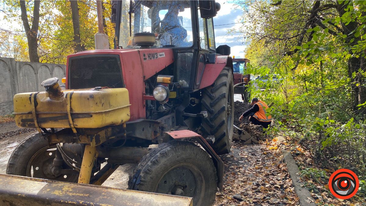 У Коломиї прорвало водопровідну трубу: тривають ремонтні роботи 2