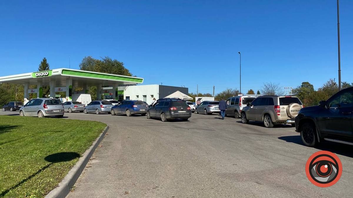 Яка ситуація на АЗС Коломиї 10 жовтня? 4
