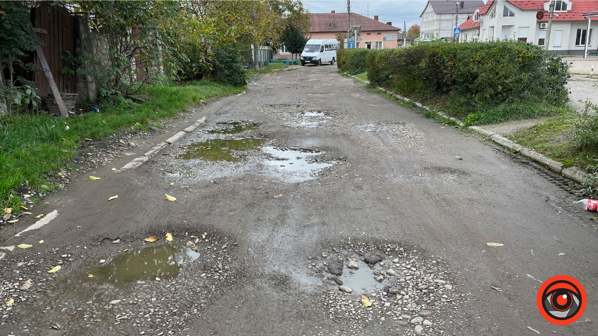 Головне колеса не погубити: жахливий заїзд на автостанцію в Коломиї 8