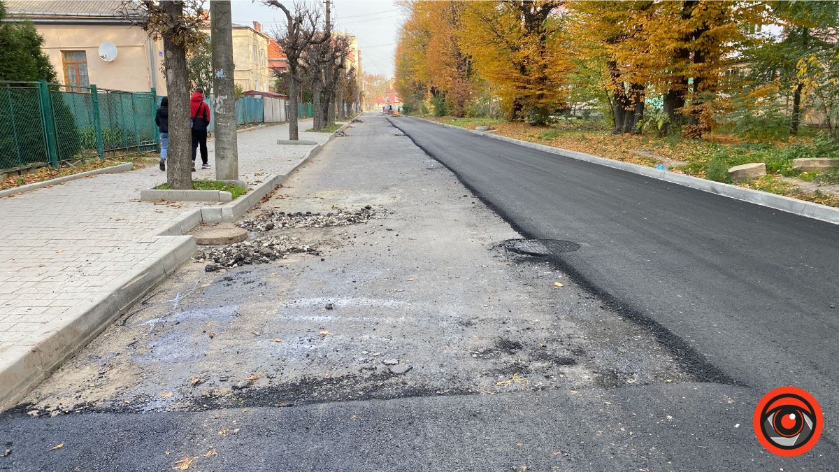 На Чайковського працюють комунальники: що там робиться? 4