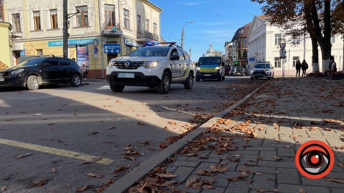 Коломияни навколішки зустріли скорботний кортеж із загиблим Героєм Ігорем Кубацьким 1