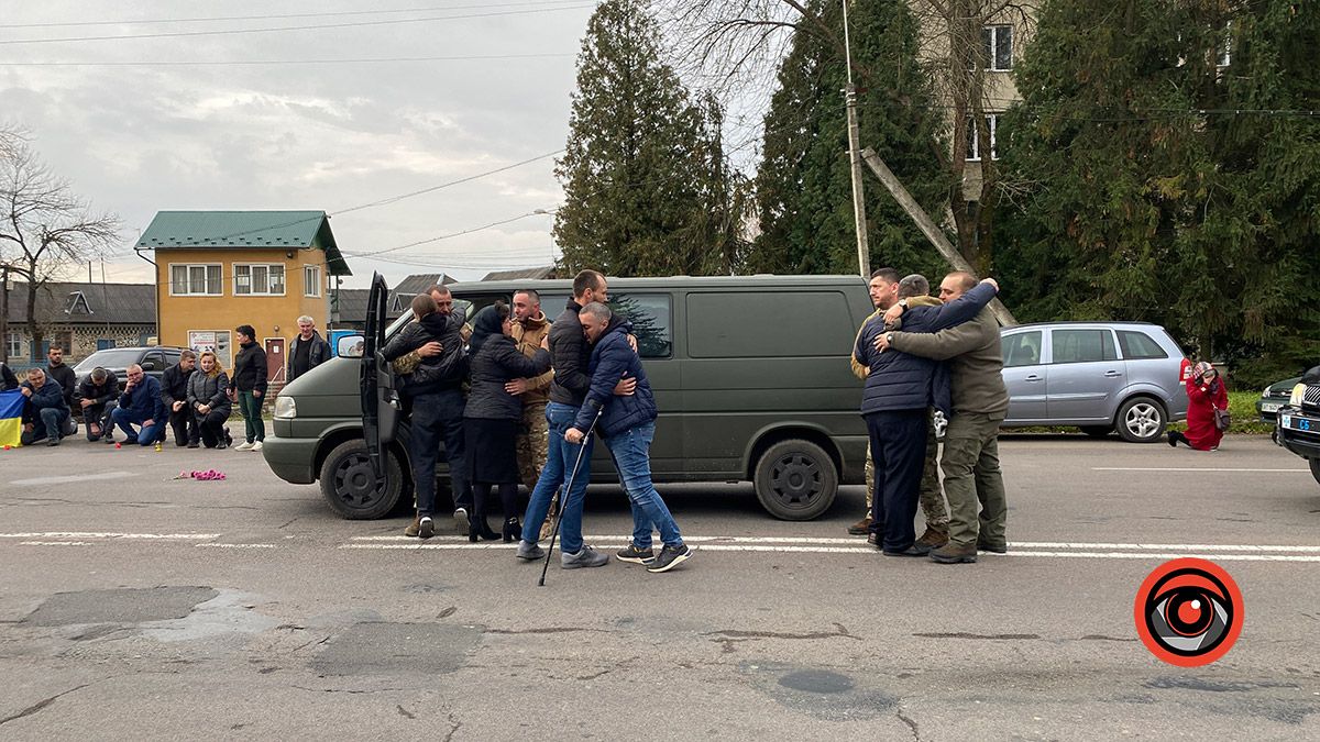 Коломияни зустріли загиблого захисника Ігоря Калина 9