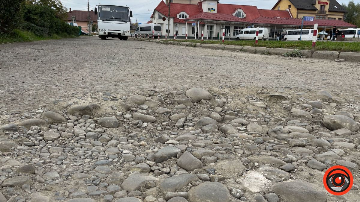 Головне колеса не погубити: жахливий заїзд на автостанцію в Коломиї 9